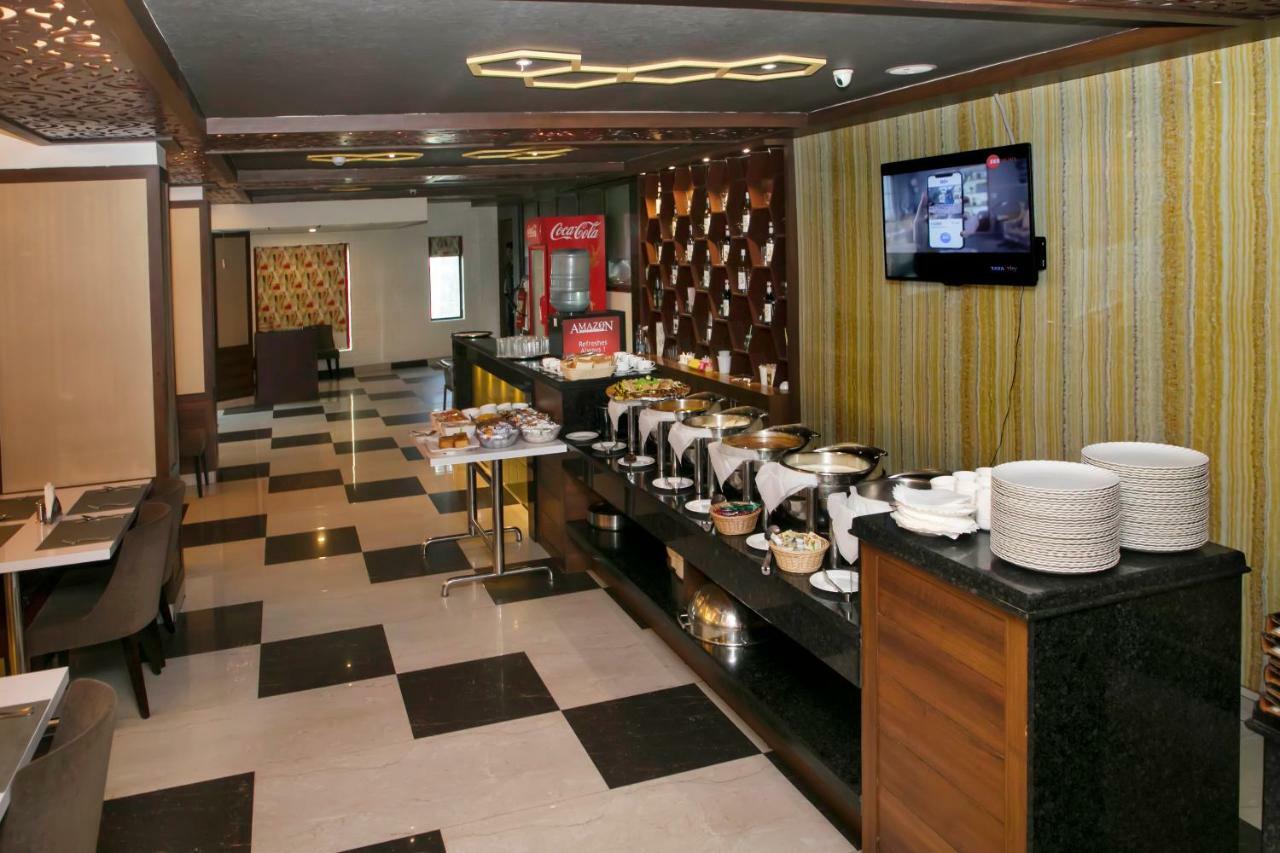 Hotel Ganges Grand 3*