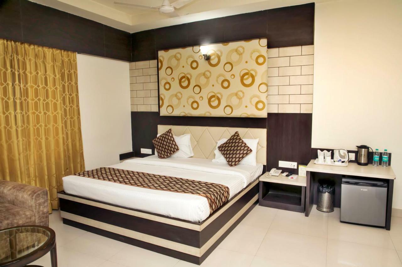 Hotel Ganges Grand Varanasi